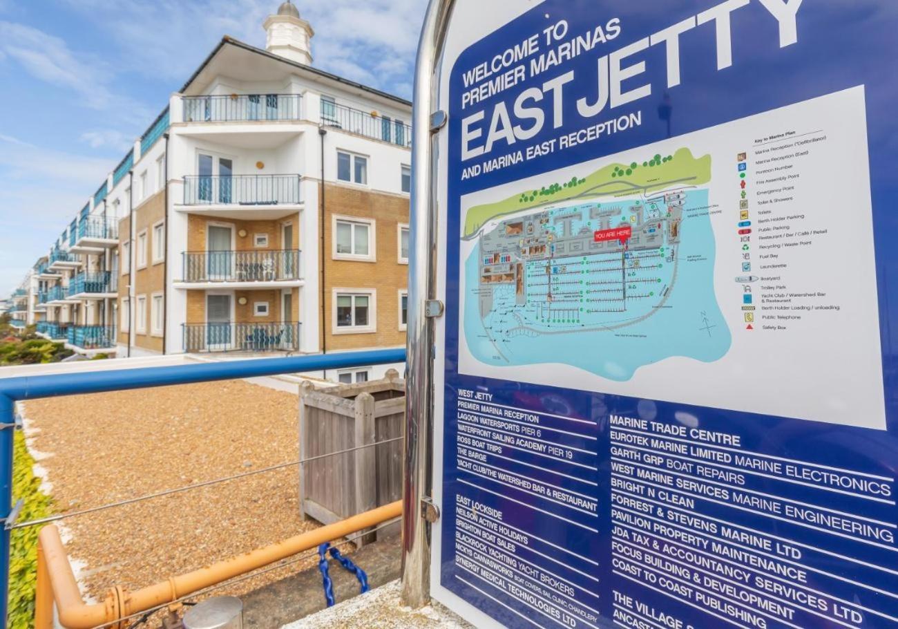 On The Water 3 With Free Parking - By My Getaways Apartment Brighton Exterior photo